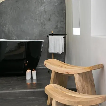Luxury Santorini Elysian Dyo Private Hot Tub Air Conditioning