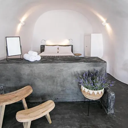 Villa Luxury Santorini Elysian Dyo Private Hot Tub Air Conditioning