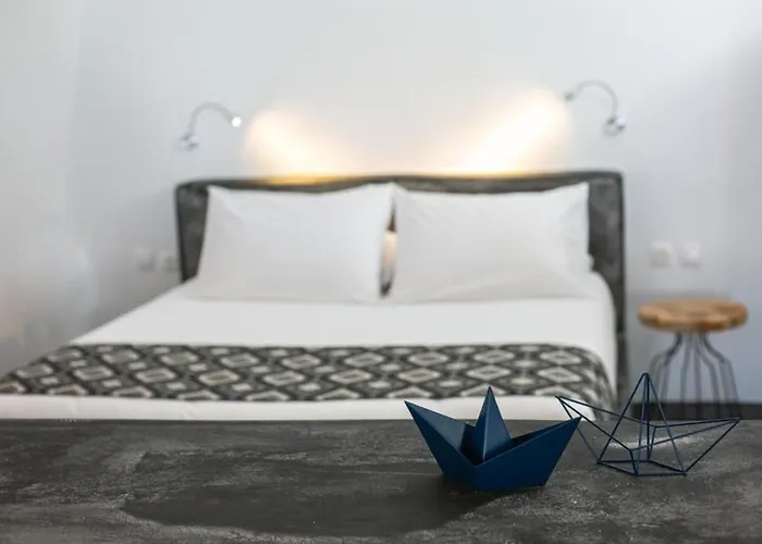 Luxury Santorini Elysian Dyo Private Hot Tub Air Conditioning 빌라